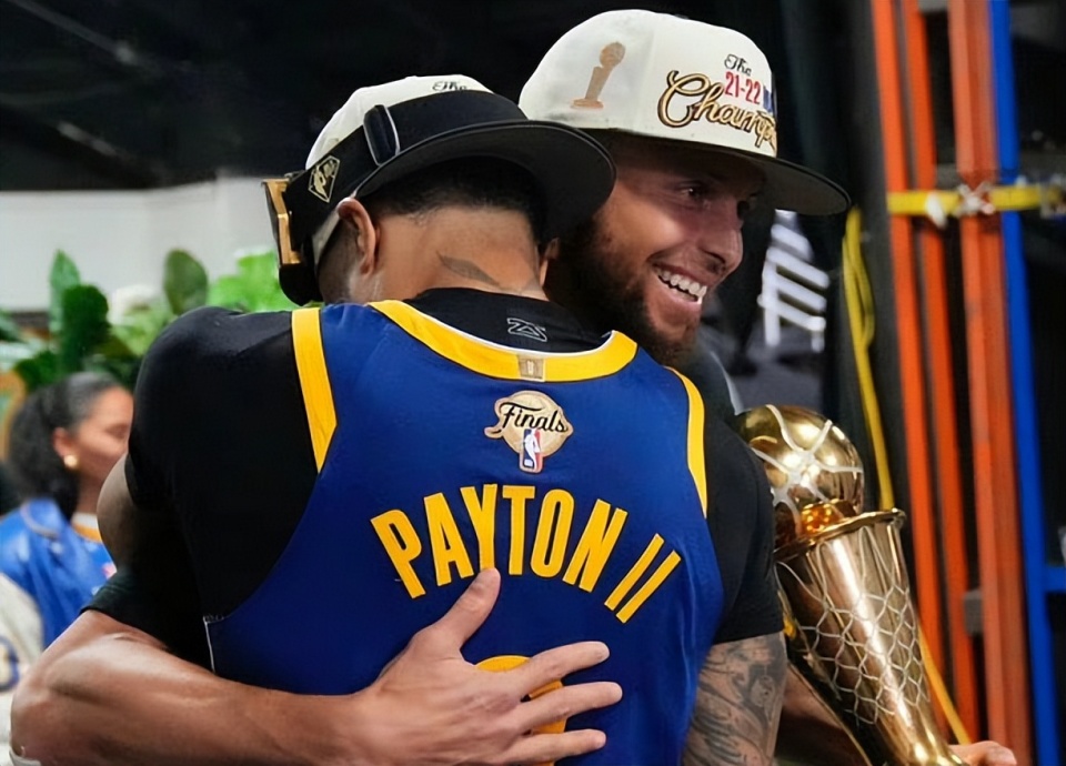 多米全站APP-金州勇士2022夺冠三年以来历程概述